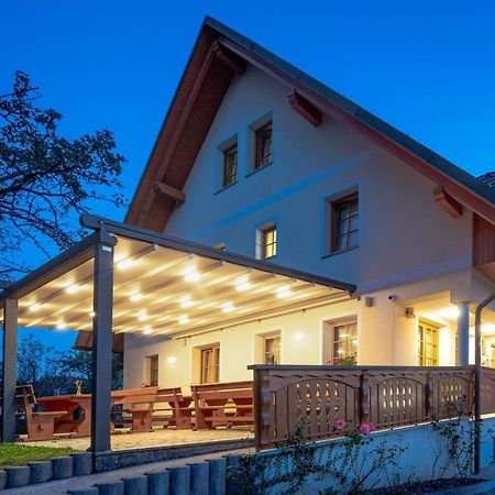 שקופיה-לוקה Boutique Hotel Loka מראה חיצוני תמונה