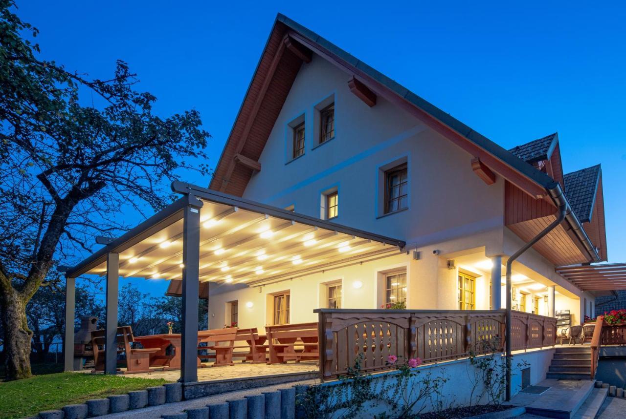 שקופיה-לוקה Boutique Hotel Loka מראה חיצוני תמונה
