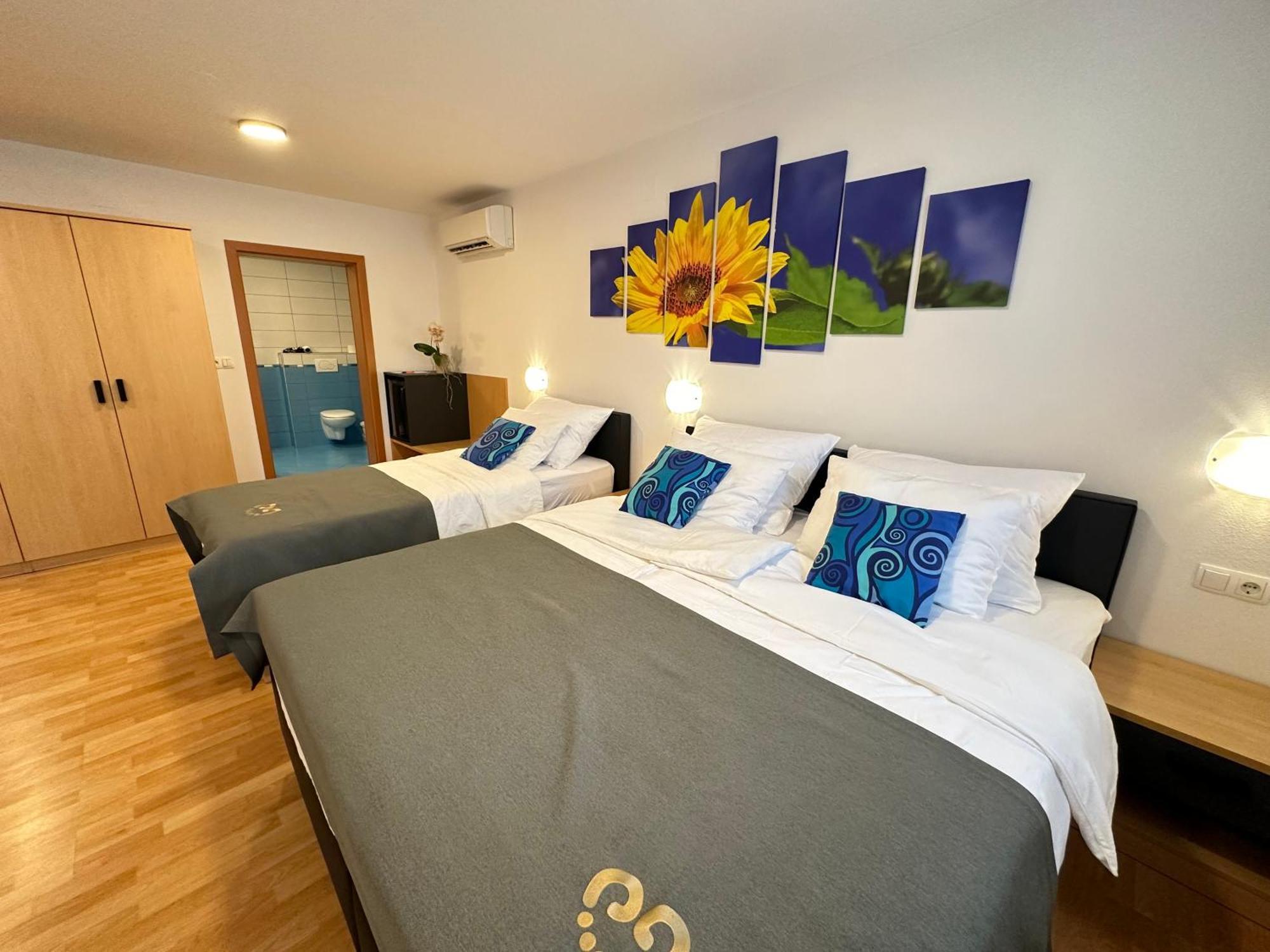 שקופיה-לוקה Boutique Hotel Loka מראה חיצוני תמונה