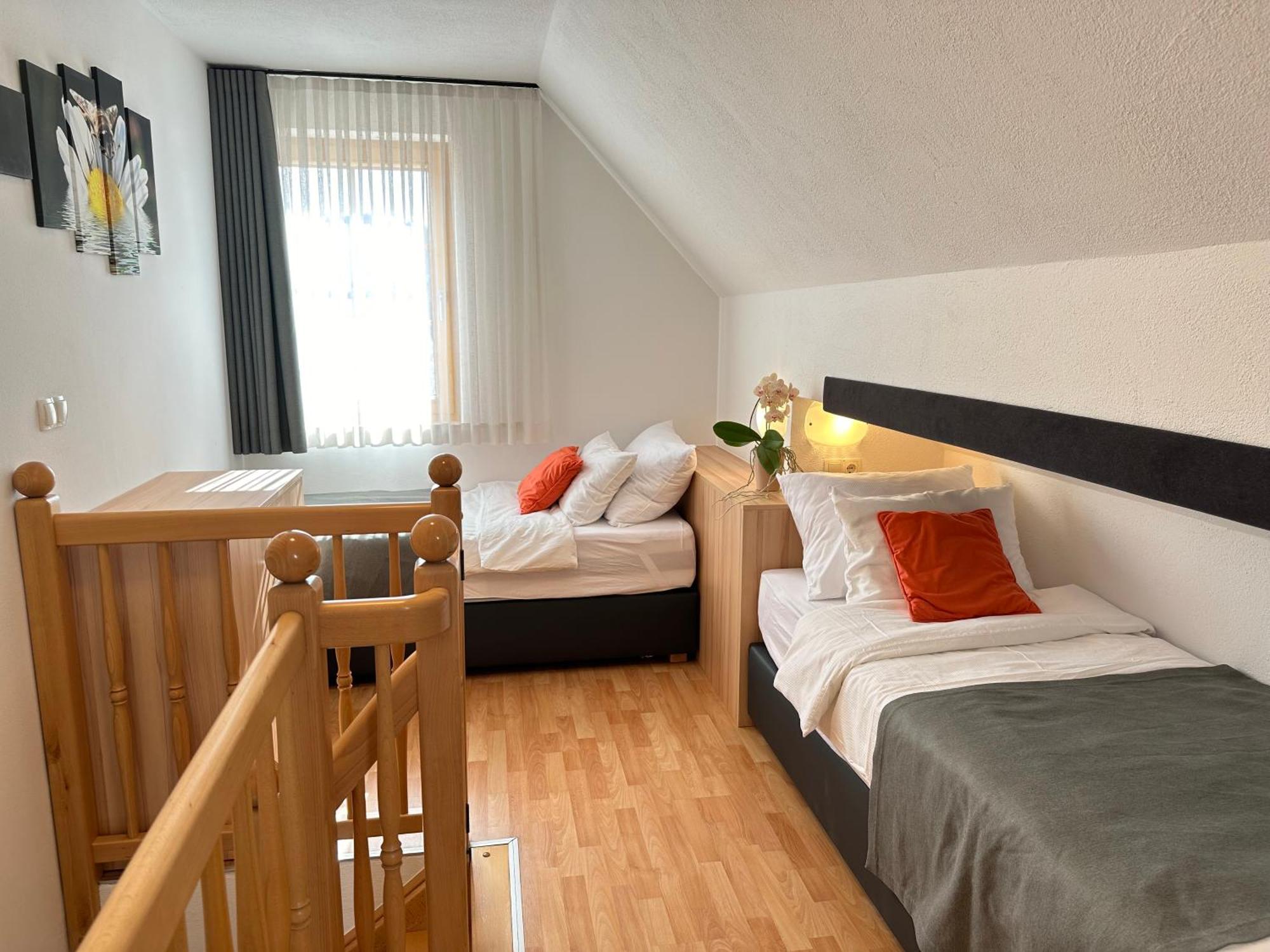 שקופיה-לוקה Boutique Hotel Loka מראה חיצוני תמונה