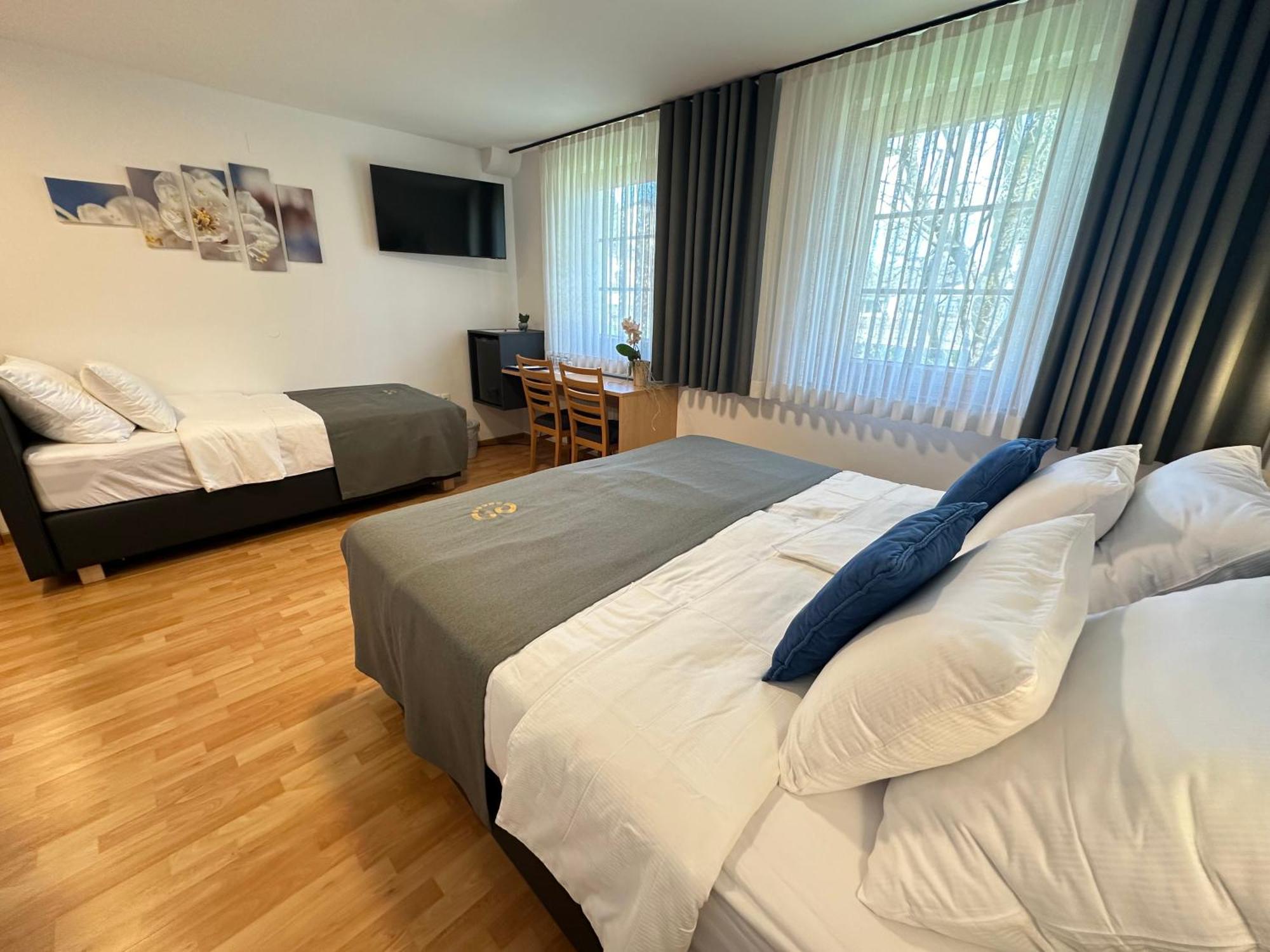 שקופיה-לוקה Boutique Hotel Loka מראה חיצוני תמונה