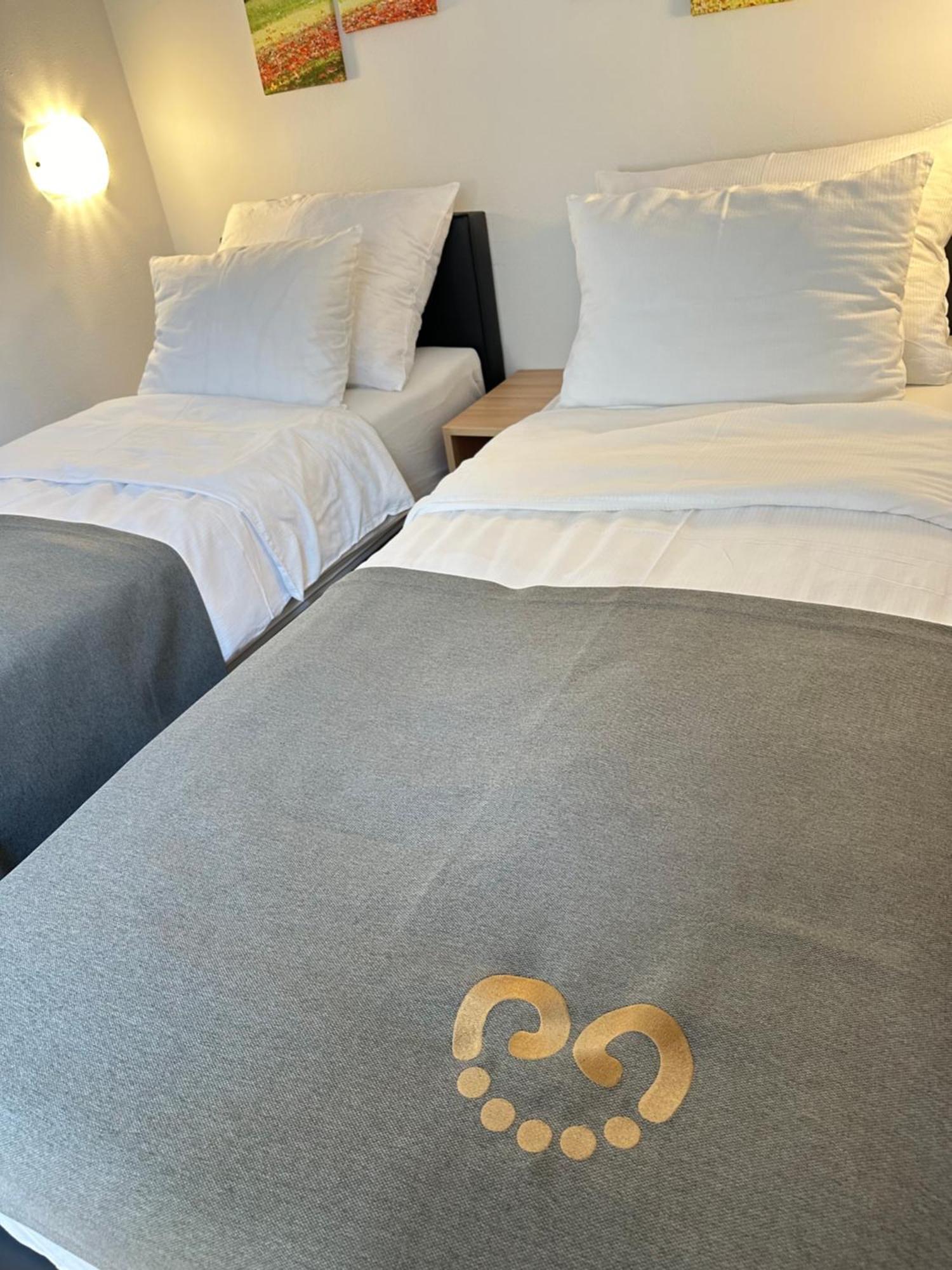 שקופיה-לוקה Boutique Hotel Loka מראה חיצוני תמונה